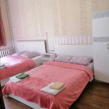 ланжероновская угол дерибасовская Apartment